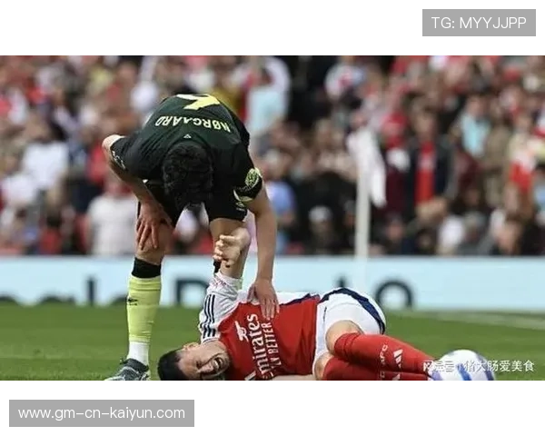 阿森纳反击高速推进,马丁内利挑射稍稍高出 阿森纳反击高速推进,马丁内利挑射稍稍高出