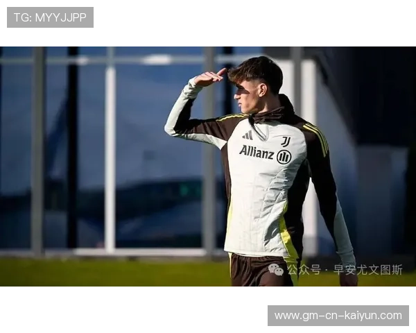 尤文法乔利小范围配合极佳